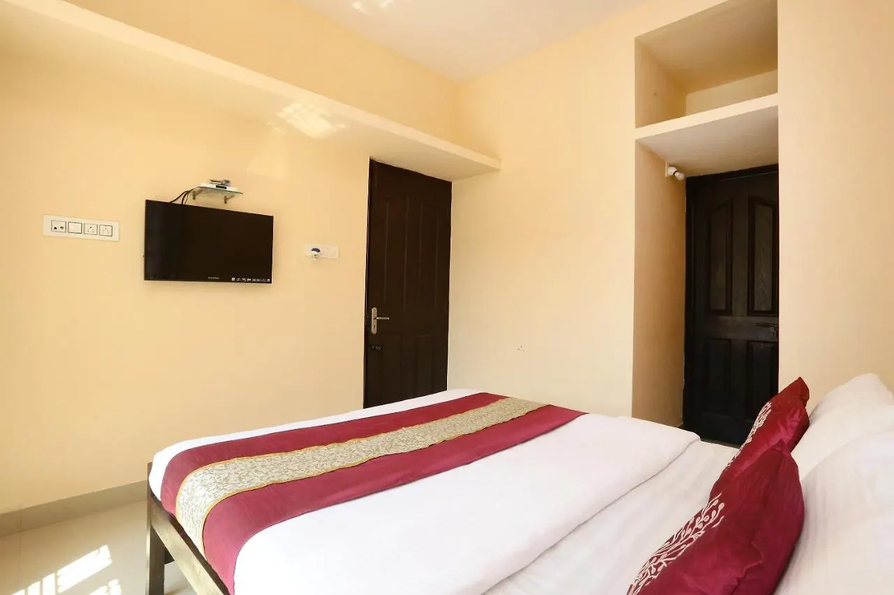 *** Hotel Oyo 9619 Harmony Inn Meenangadi Indie